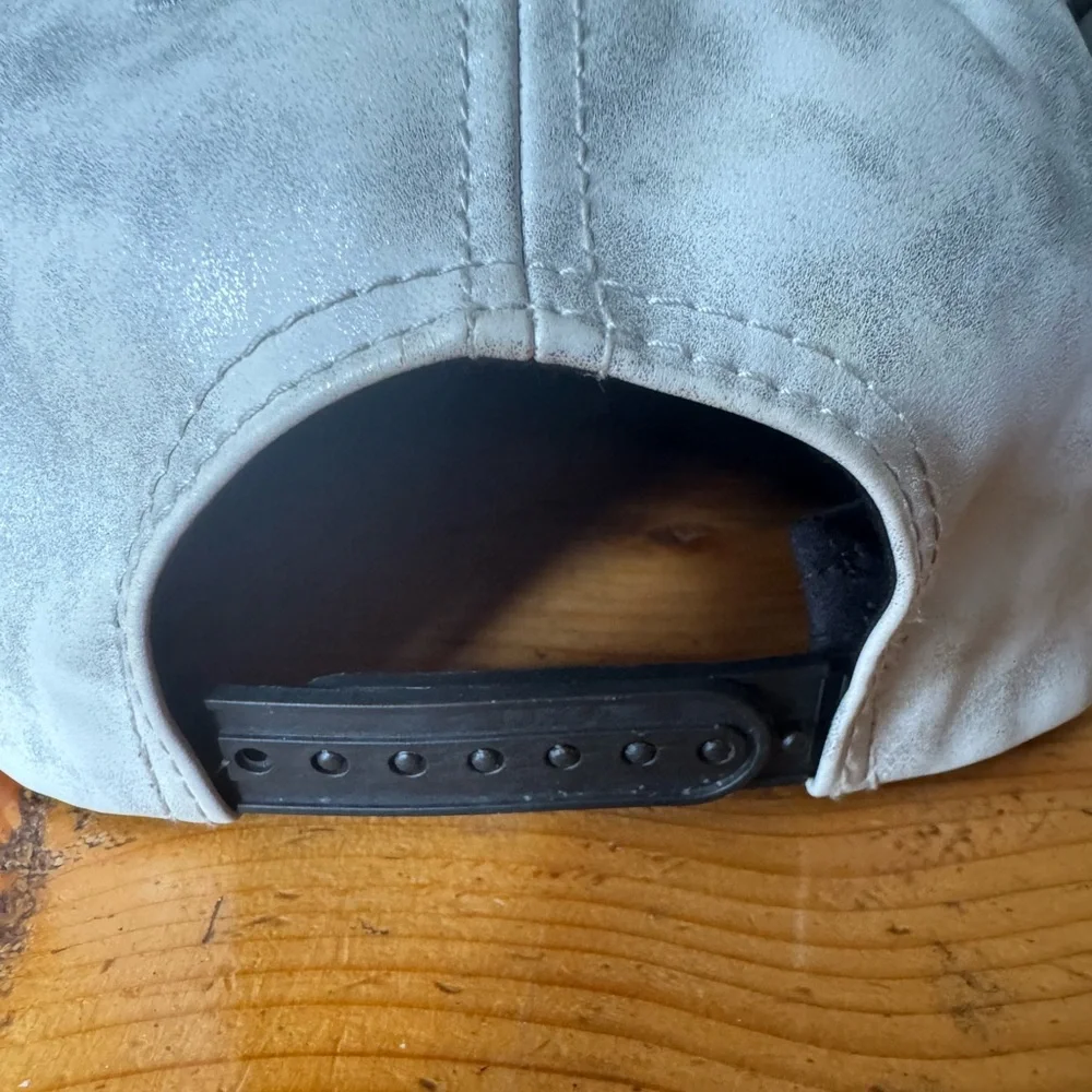 Super Mario Brothers Snapback Flat Bill Cap - Picture 3 of 6